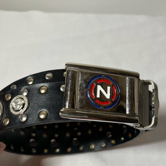 Belt with “N” on buckle. DNL on back. Black. 36”. Unique! - Picture 5 of 7